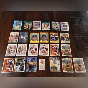 Reggie Jackson baseball  Card Collection